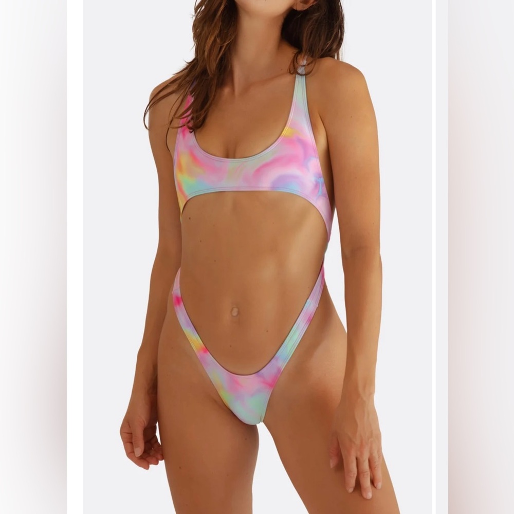 Minimale Animale Multicolor One Piece Swimsuit
